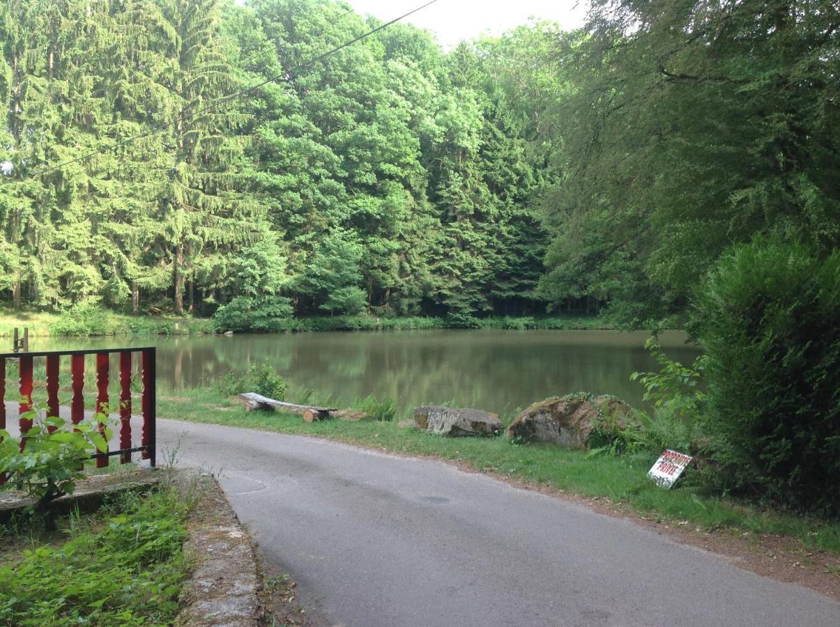 Gite Du Creux De La Goutte Xertigny Bagian luar foto